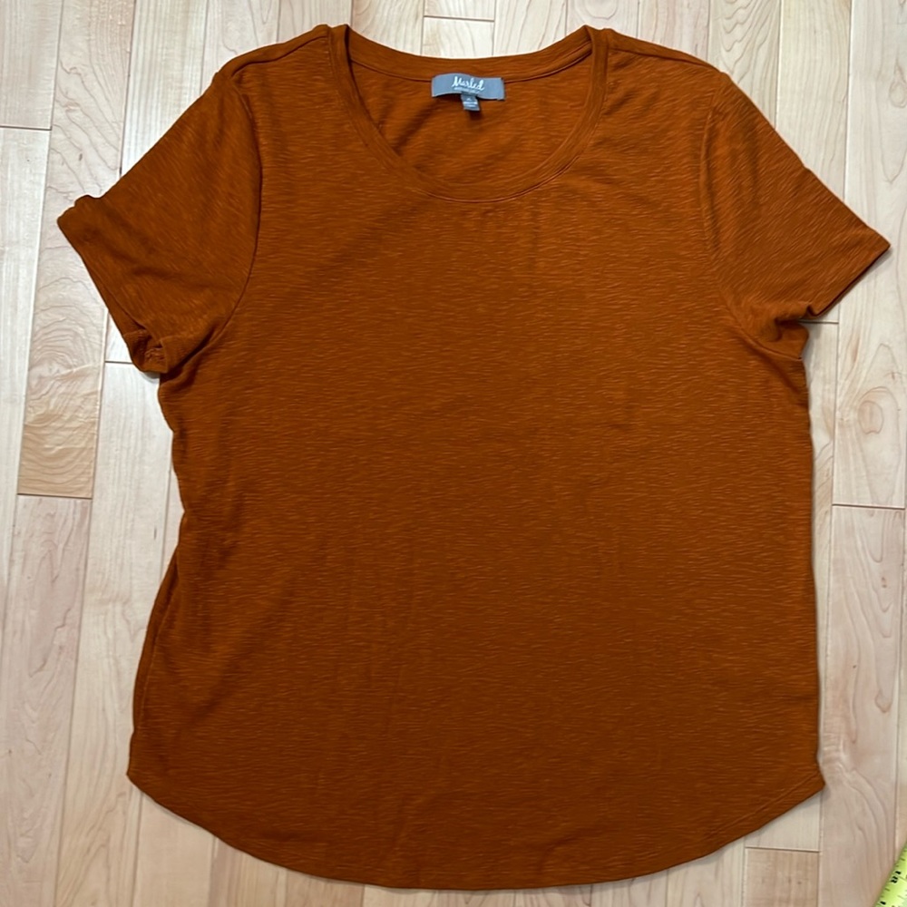 Tee shirt